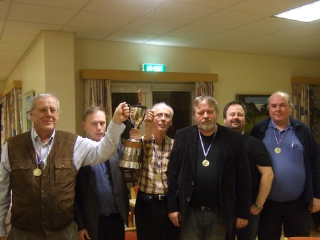 Sveitakeppnismeistarar 2012: Björgvin Víglundsson, Björn Halldórsson, Júlíus Snorrason, Þórir Sigursteinsson, Eiður Mar Júlíusson og Ómar Jón Jónsson